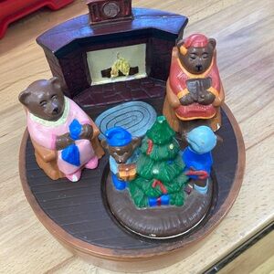 Christmas Bear Family vintage ceramic piece